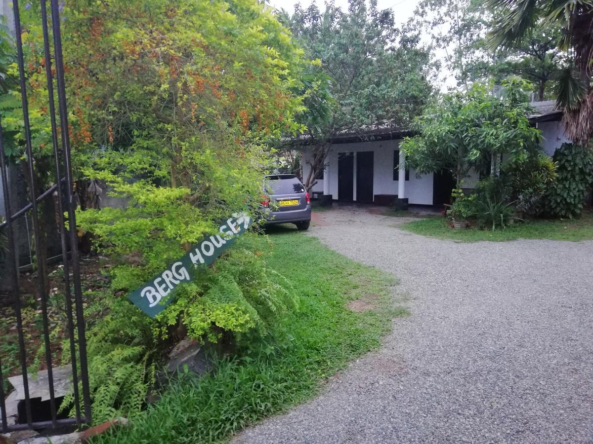 Berg House Unawatuna Hotel Exterior foto